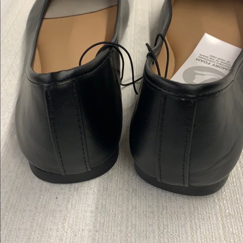 Universal Thread Black Memory Foam Everly Flats - Picture 4 of 7